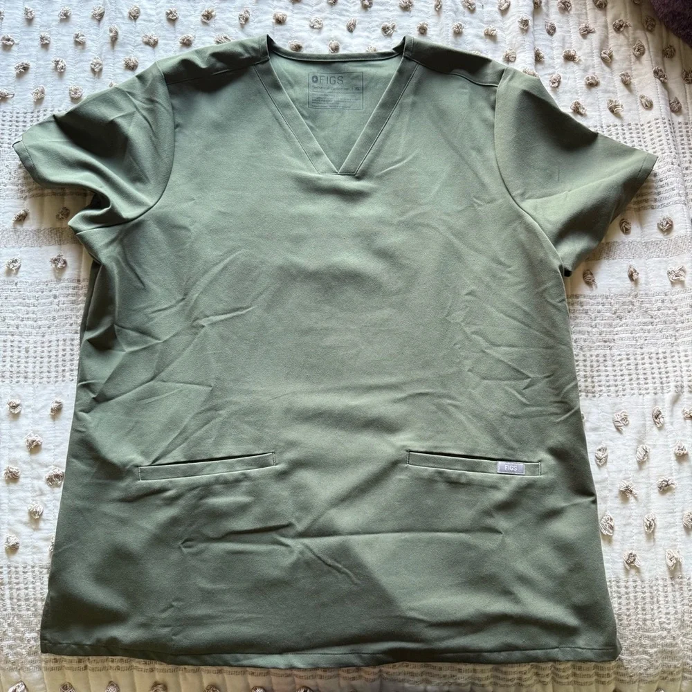 Figs Casma in Moss Size XL - Picture 1 of 2